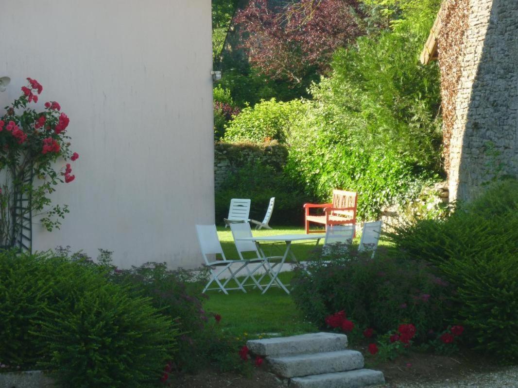 Ferme du Pigeonnier Bed and Breakfast Montceau-et-Echarnant Eksteriør billede